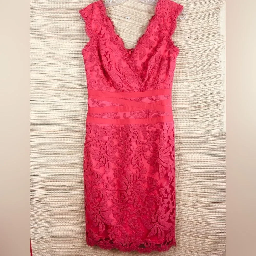 Tadashi Shoji Paillette Lace Double V-Neckline Cocktail Dress Coral / Coral Sz 6